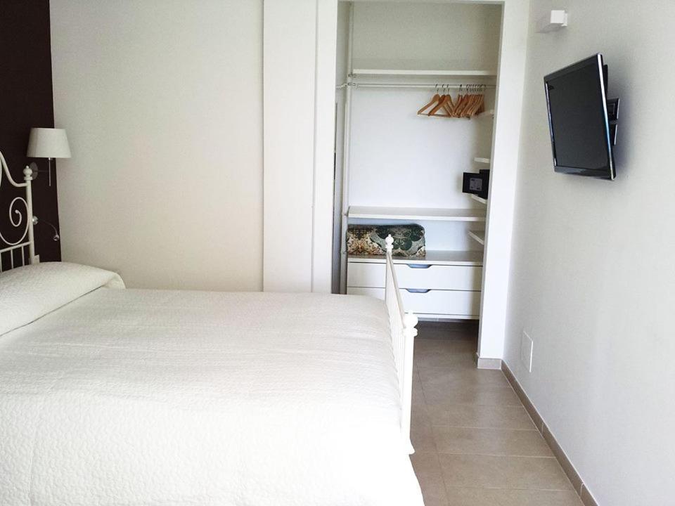 Hotel E Residence Il Faro Acciaroli Exteriér fotografie